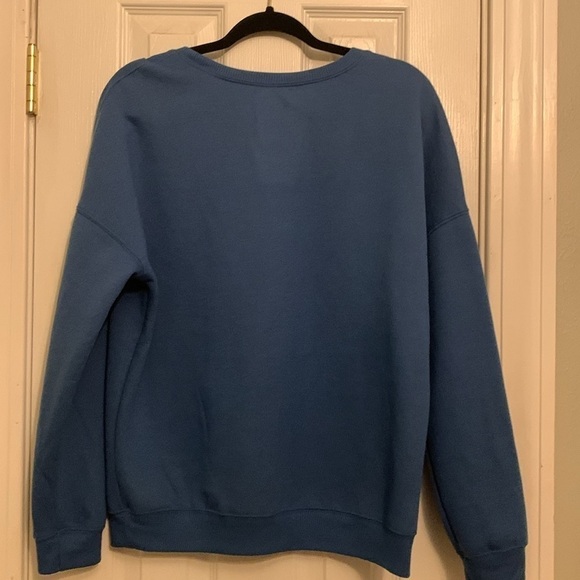 Disney Christmas Stitch Blue Sweatshirt Size XL - Picture 3 of 6